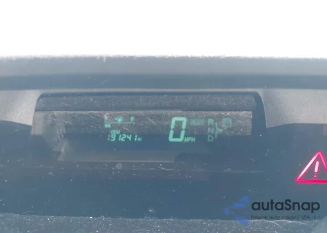 2005 Toyota Prius z USA, uszkodzony, nr VIN JTDKB20U553019375